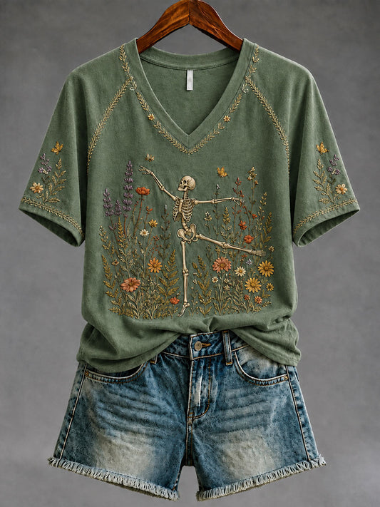 Women's Gothic Skull and Floral Casual T-shirt