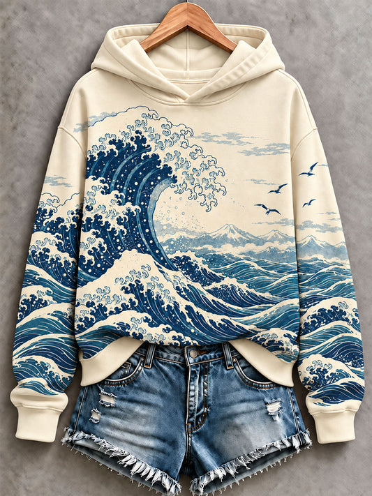 Women's Japanese Art The Great Wave Printed Regular Sweatshirt